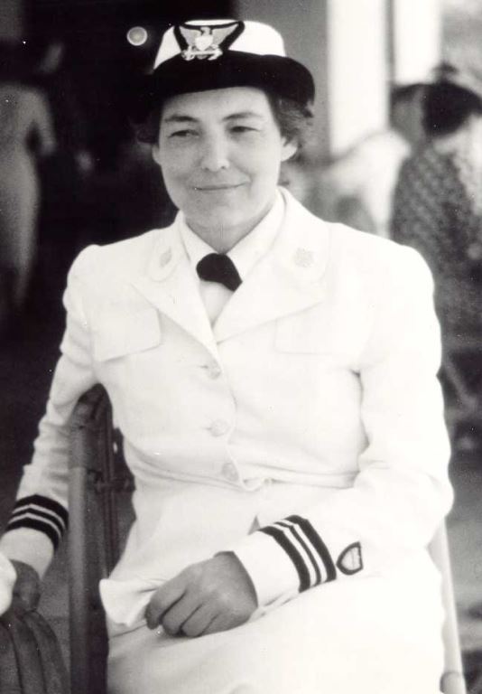 Director of the Coast Guard Women’s Reserve, LCDR Dorothy Stratton, in her dress whites at a ceremony in 1943. (U.S. Coast Guard) Director of the Coast Guard Women’s Reserve, LCDR Dorothy Stratton, in her dress whites at a ceremony in 1943. (U.S. Coast Guard)